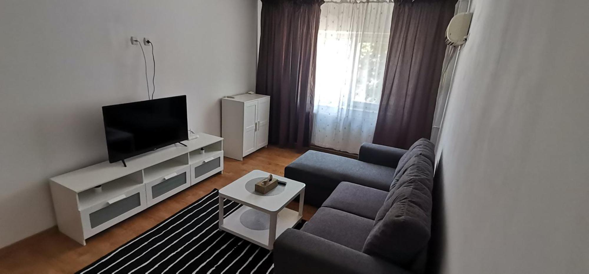 Dana Apartment ปีเตช ภายนอก รูปภาพ