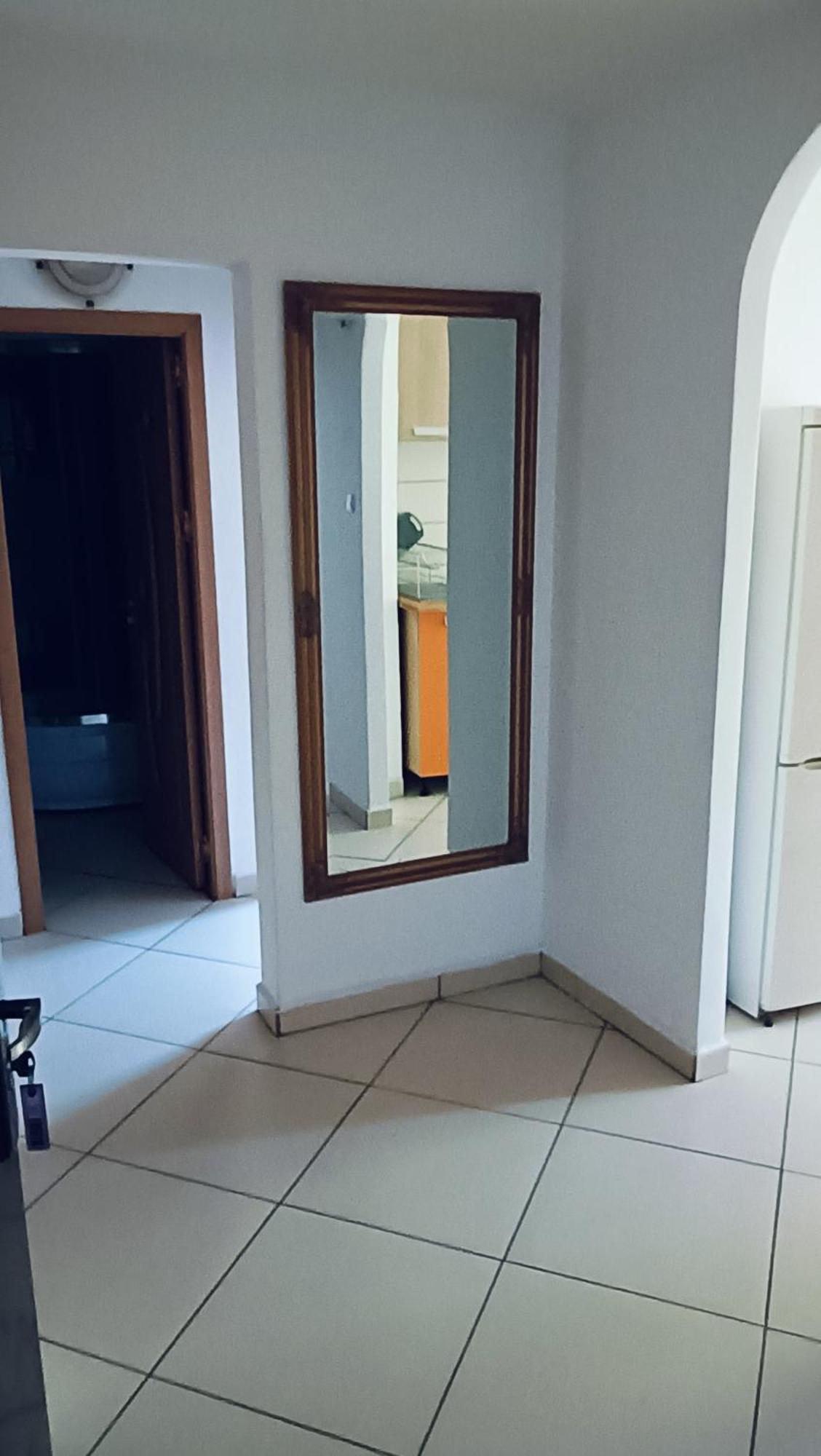 Dana Apartment ปีเตช ภายนอก รูปภาพ